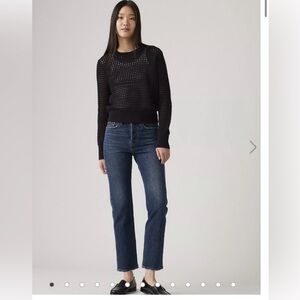 Levi's Women's Straight Leg Jeans in Dark Blue Wash